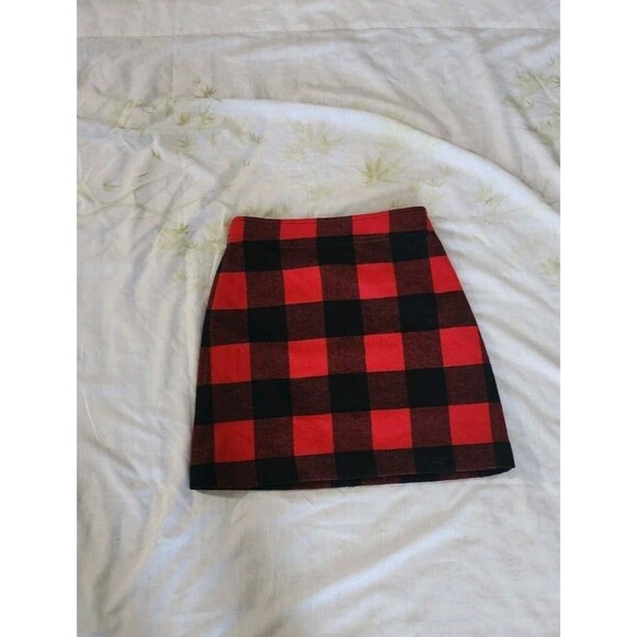 NWT J. Crew Size 0 Wool Blend Red Black Buffalo Check Plaid Women's Mini Skirt - Picture 2 of 4